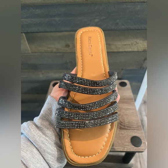 Pierre Dumas Women's Bedazzled Sandals Size 6.5 - Picture 8 of 10